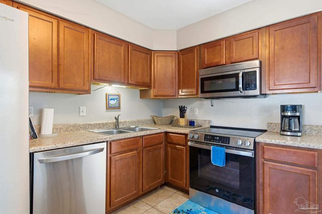 3563 Southwind Dr A and B, Gulf Breeze, FL 32563