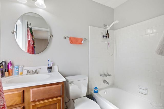 3563 Southwind Dr A and B, Gulf Breeze, FL 32563