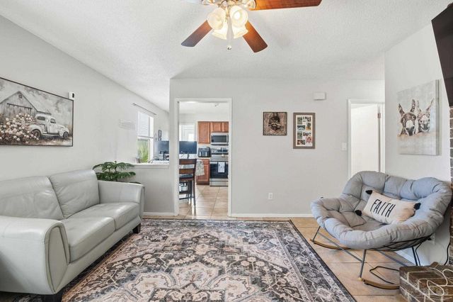 3563 Southwind Dr A and B, Gulf Breeze, FL 32563