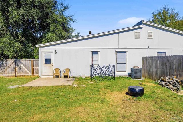 3563 Southwind Dr A and B, Gulf Breeze, FL 32563