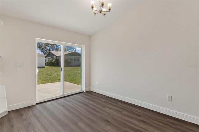 2011 EDGEWOOD AVENUE, Leesburg, FL 34748