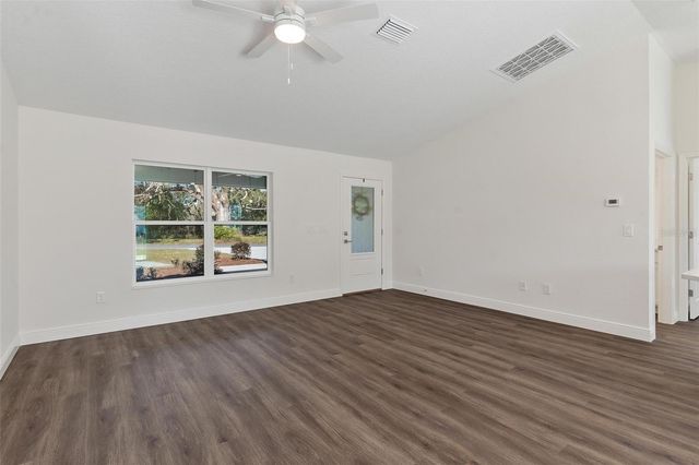 2011 EDGEWOOD AVENUE, Leesburg, FL 34748