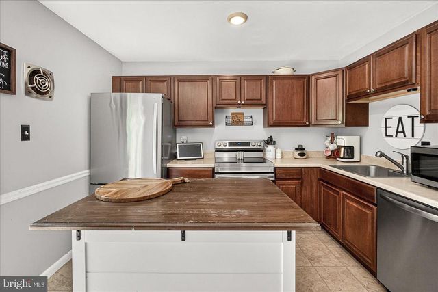 42 WENNER DR, Brunswick, MD 21716