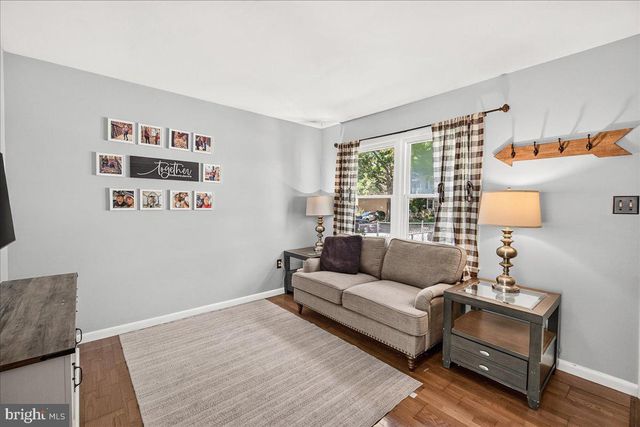 42 WENNER DR, Brunswick, MD 21716