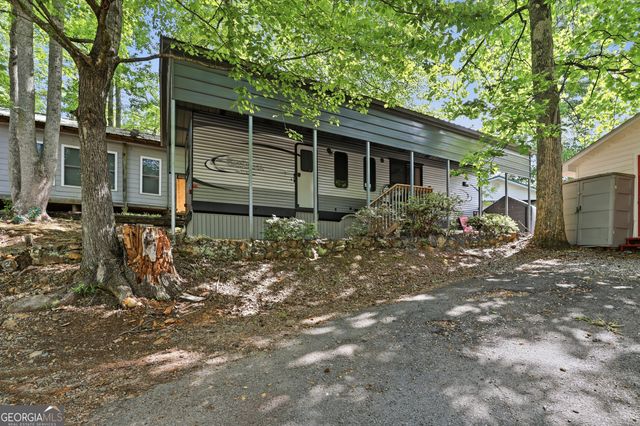 1052 Mountain Shadows Drive, Cleveland, GA 30528