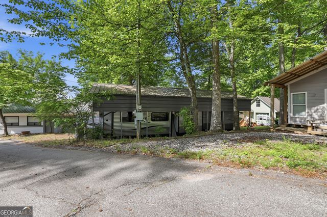 1052 Mountain Shadows Drive, Cleveland, GA 30528
