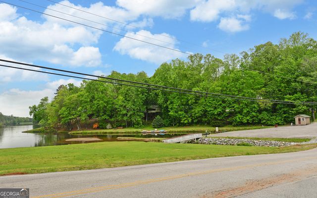 1052 Mountain Shadows Drive, Cleveland, GA 30528