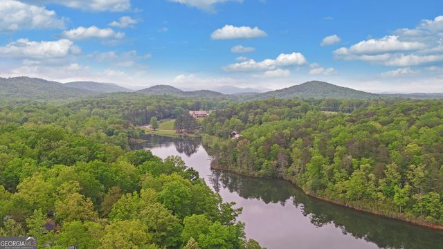 1052 Mountain Shadows Drive, Cleveland, GA 30528