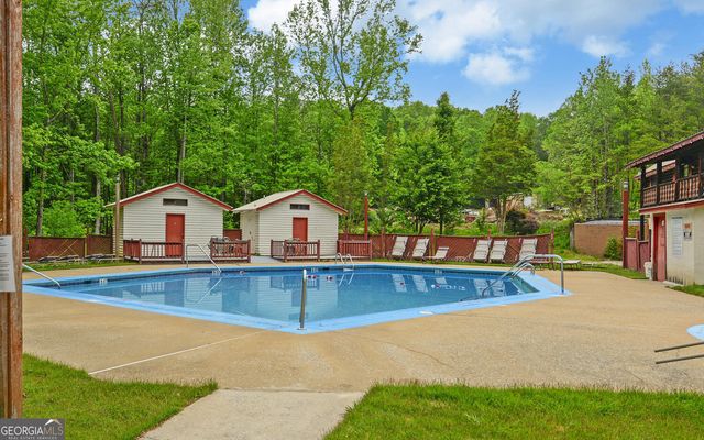 1052 Mountain Shadows Drive, Cleveland, GA 30528