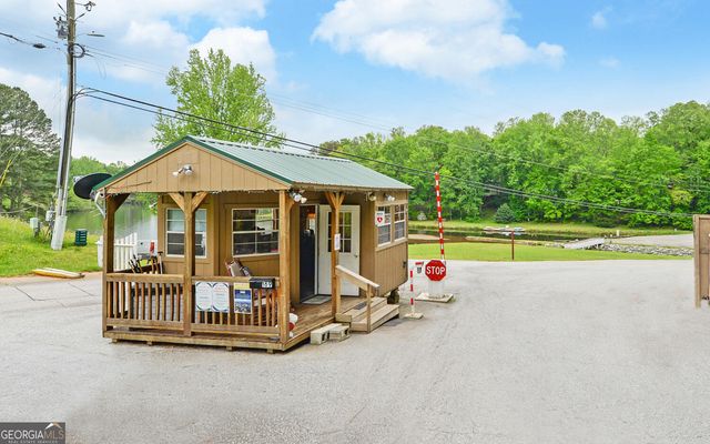 1052 Mountain Shadows Drive, Cleveland, GA 30528
