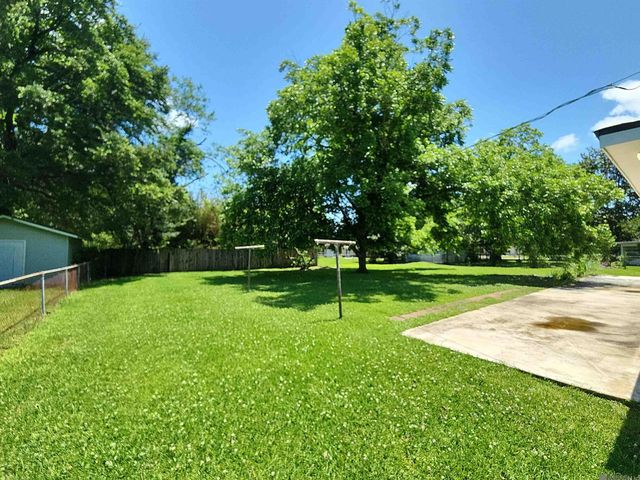 2257 Silverest Ave, Baton Rouge, LA 70816