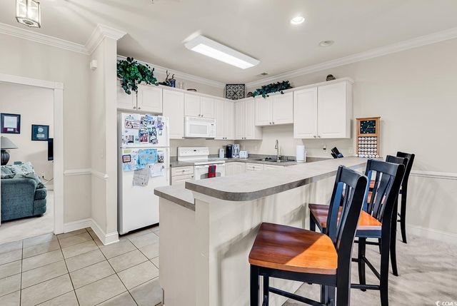 4891 Luster Leaf Cir Apt 302, Myrtle Beach, SC 29577