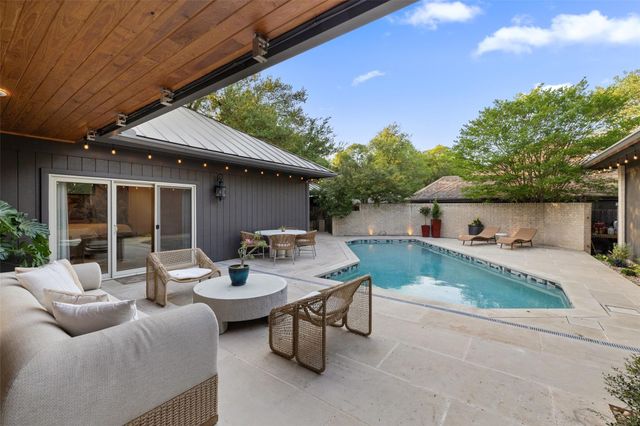10200 La Costa DR, Austin, TX 78747