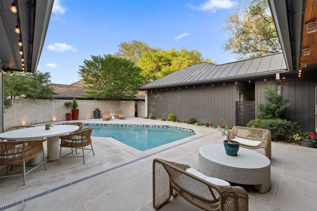 10200 La Costa DR, Austin, TX 78747