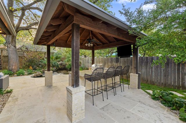 10200 La Costa DR, Austin, TX 78747