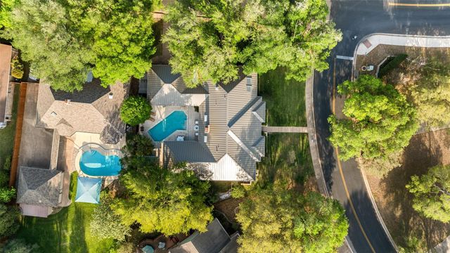 10200 La Costa DR, Austin, TX 78747
