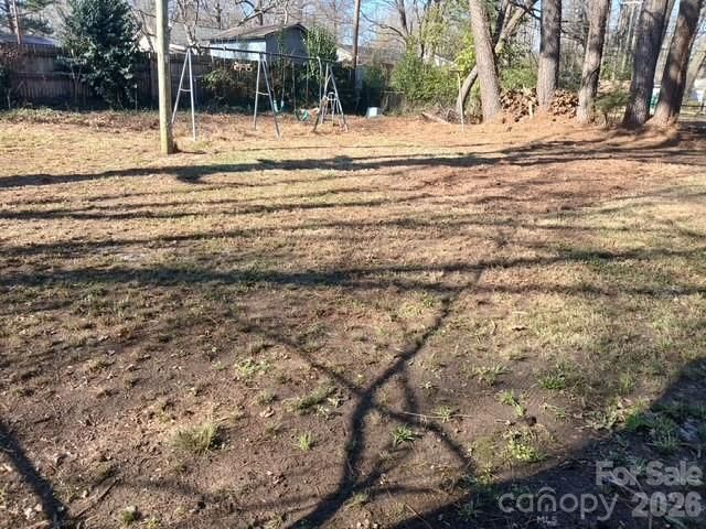 735 Pondella Drive, Charlotte, NC 28213