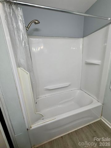 735 Pondella Drive, Charlotte, NC 28213