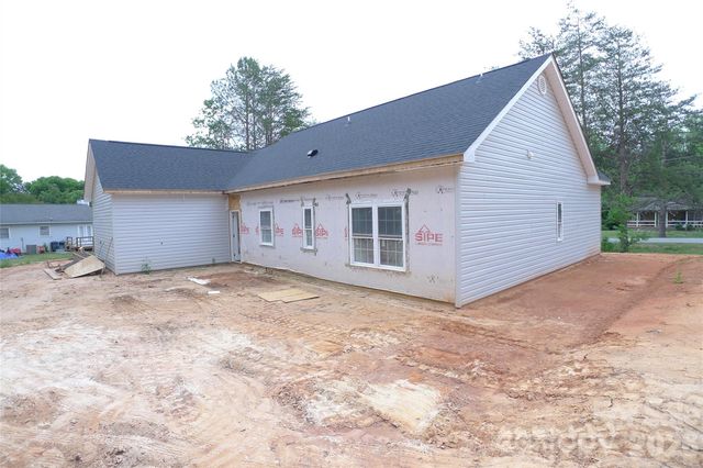 185 Creekside Drive, Mocksville, NC 27028