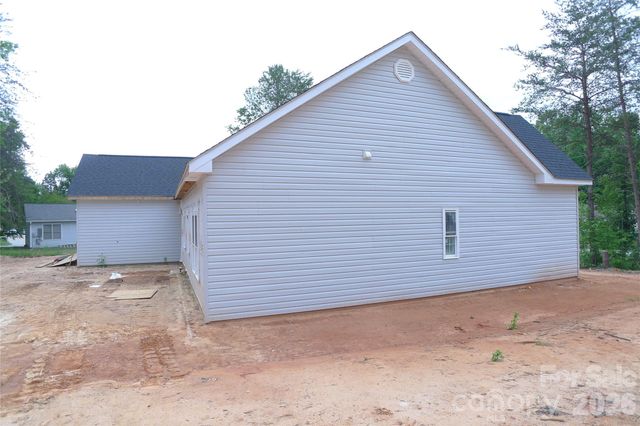 185 Creekside Drive, Mocksville, NC 27028