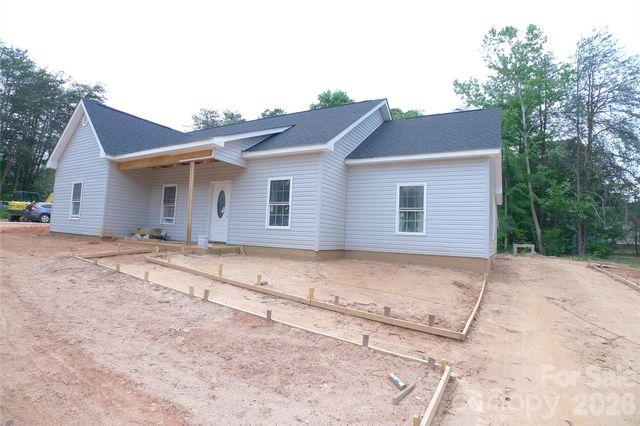 185 Creekside Drive, Mocksville, NC 27028