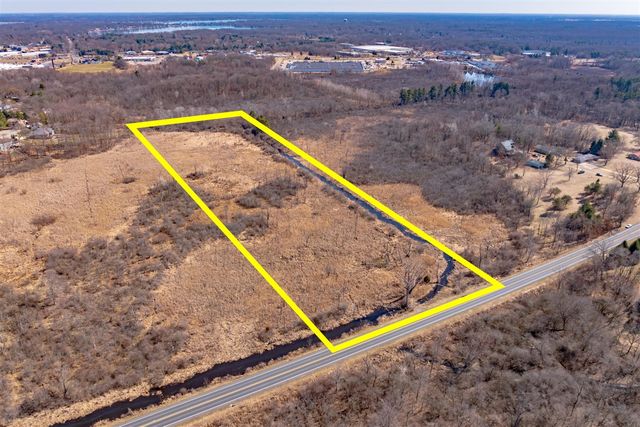 8603 Oakland Drive, Portage, MI 49024
