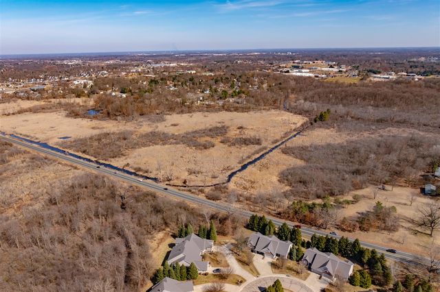 8603 Oakland Drive, Portage, MI 49024