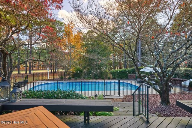 25 Linville Drive, Pinehurst, NC 28374