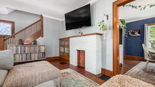 83 Neal Avenue, Newark, OH 43055