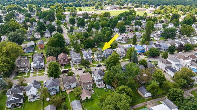 83 Neal Avenue, Newark, OH 43055