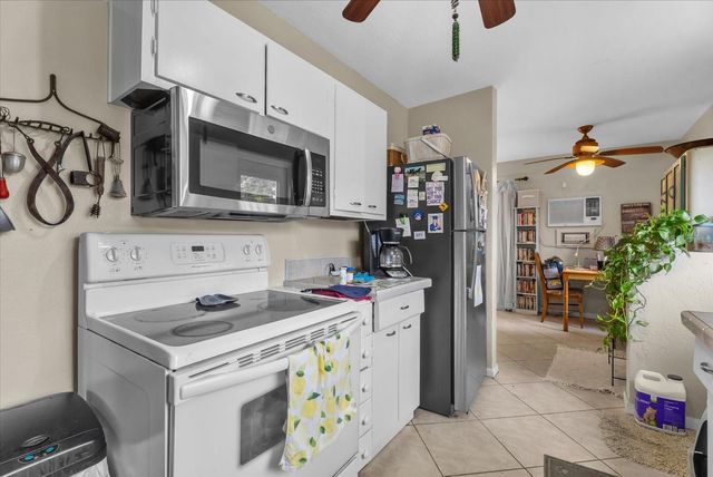 8392 MAUREEN AVENUE, North Port, FL 34287