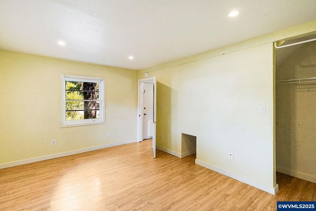 5393 Faith Av NE, Salem, OR 97305