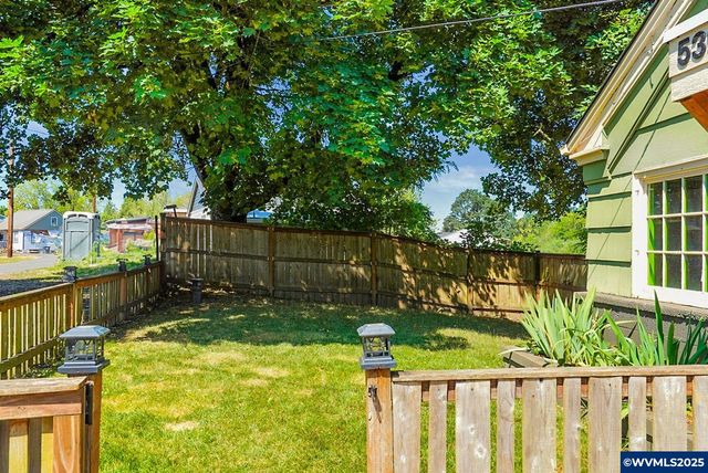5393 Faith Av NE, Salem, OR 97305
