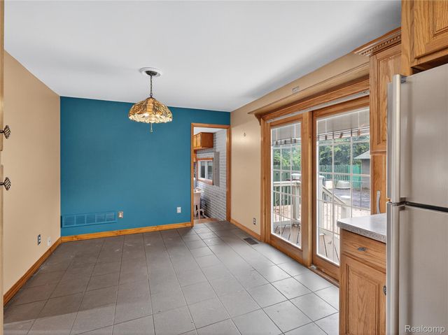 43801 Burtrig Road, Van Buren Charter Township, MI 48111