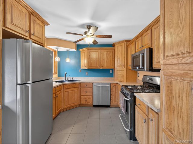 43801 Burtrig Road, Van Buren Charter Township, MI 48111