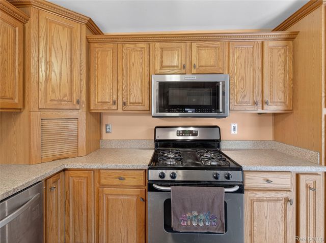 43801 Burtrig Road, Van Buren Charter Township, MI 48111