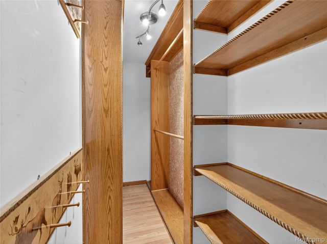 43801 Burtrig Road, Van Buren Charter Township, MI 48111