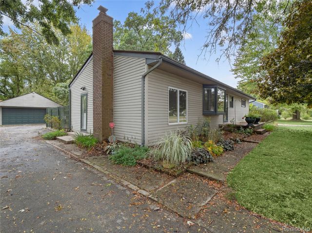 43801 Burtrig Road, Van Buren Charter Township, MI 48111