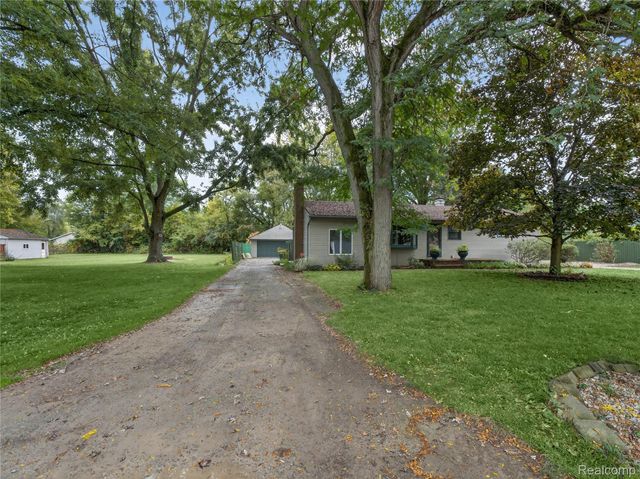 43801 Burtrig Road, Van Buren Charter Township, MI 48111