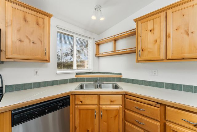 13829 Willow Glen Rd, Oregon House, CA 95962