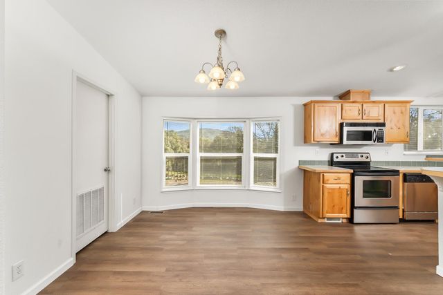 13829 Willow Glen Rd, Oregon House, CA 95962