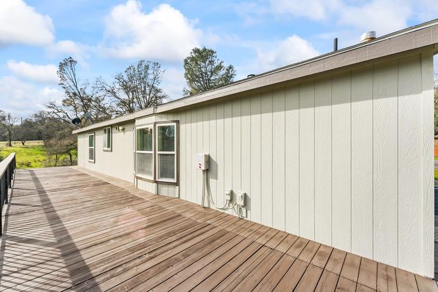 13829 Willow Glen Rd, Oregon House, CA 95962