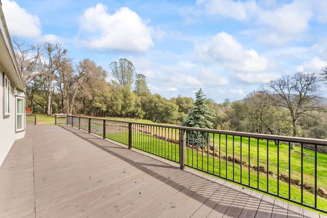 13829 Willow Glen Rd, Oregon House, CA 95962