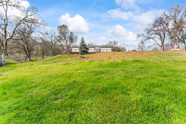 13829 Willow Glen Rd, Oregon House, CA 95962