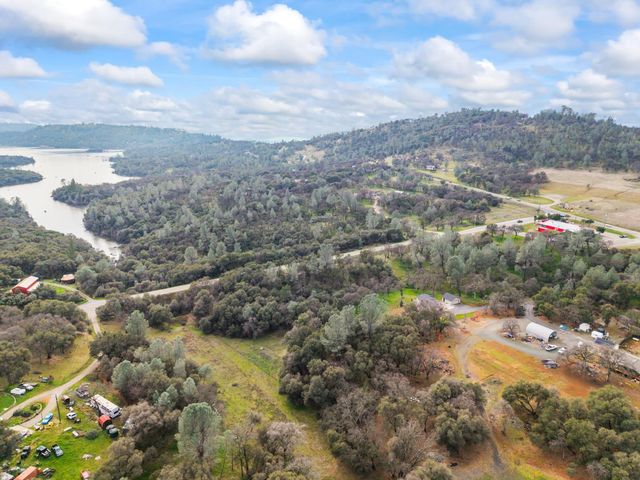 13829 Willow Glen Rd, Oregon House, CA 95962