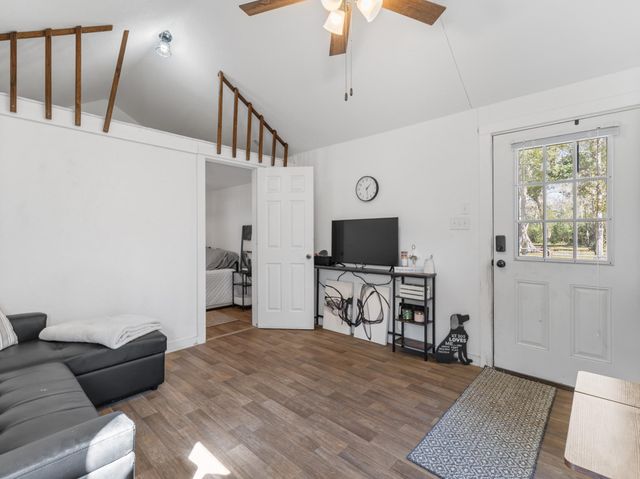 1651 Private Road 648 Street, Cedar Lake, TX 77414