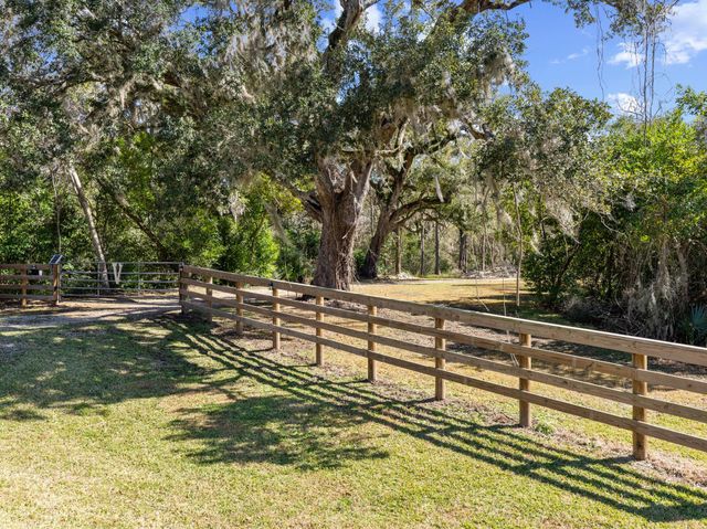 1651 Private Road 648 Street, Cedar Lake, TX 77414