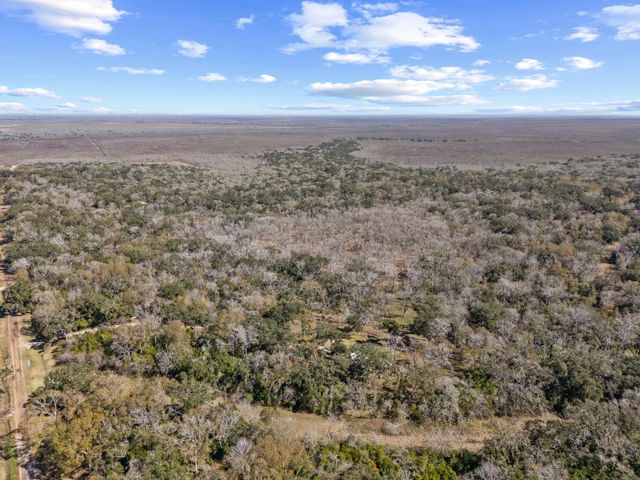 1651 Private Road 648 Street, Cedar Lake, TX 77414