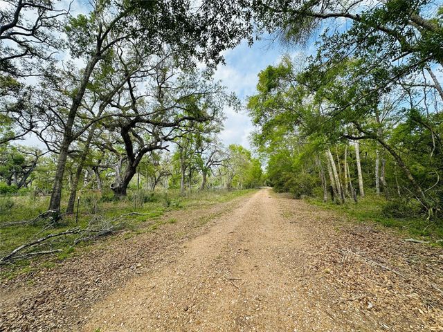1651 Private Road 648 Street, Cedar Lake, TX 77414