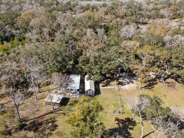 1651 Private Road 648 Street, Cedar Lake, TX 77414